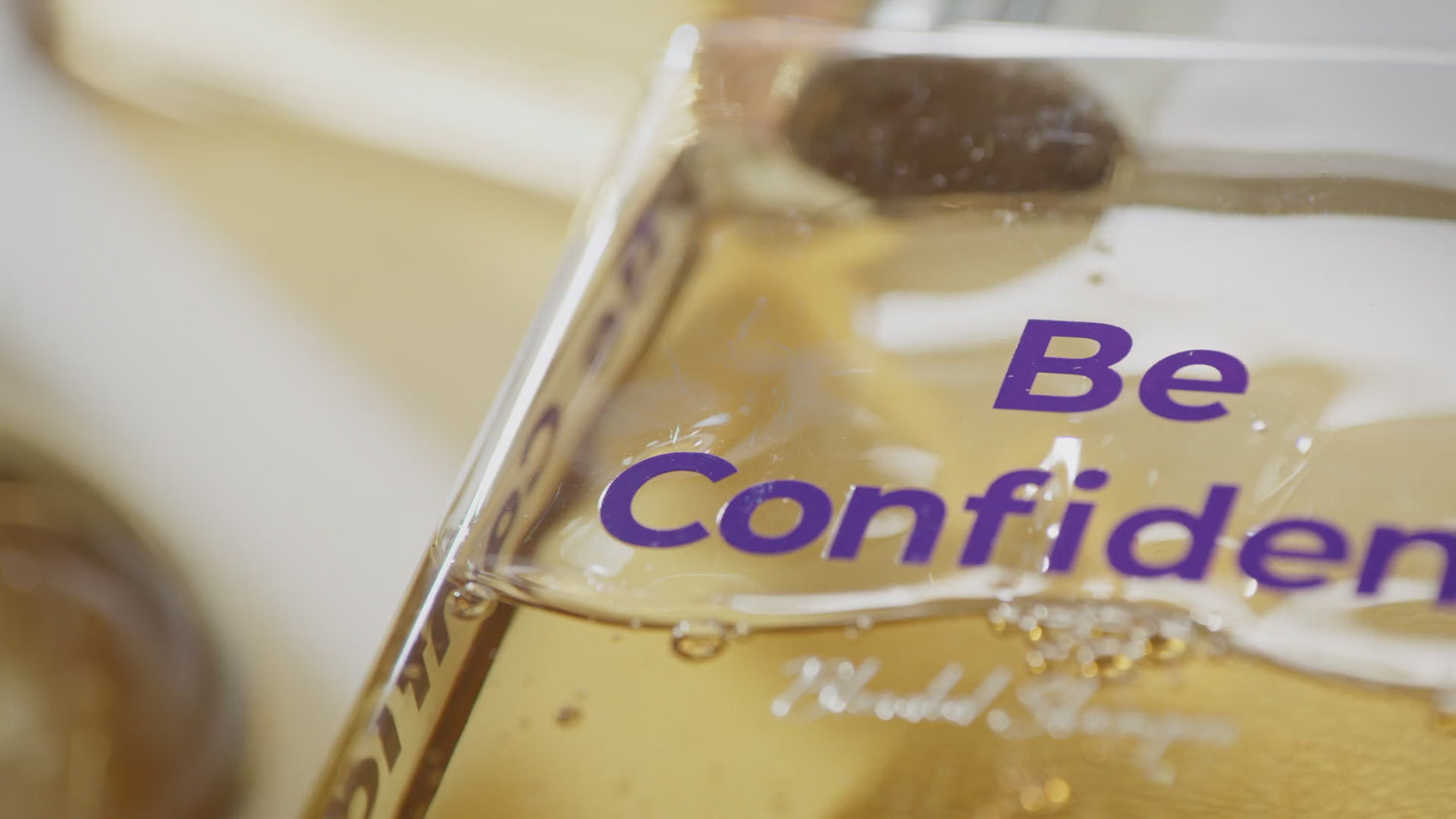 BeConfident Shampoo 12.17 fl oz